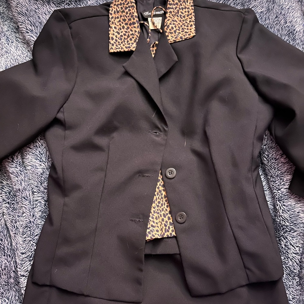Ladies three piece suit . Size 9/10
